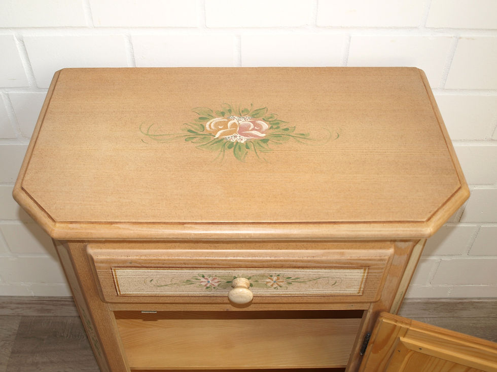 Miniaturbild: Kommode (Nr.928) Voglauer Fichtenholz