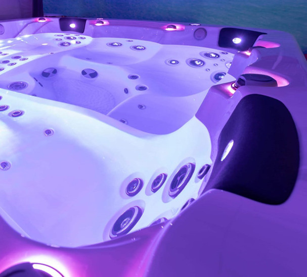 chromotherapie-dans-un-SPA.Jpeg