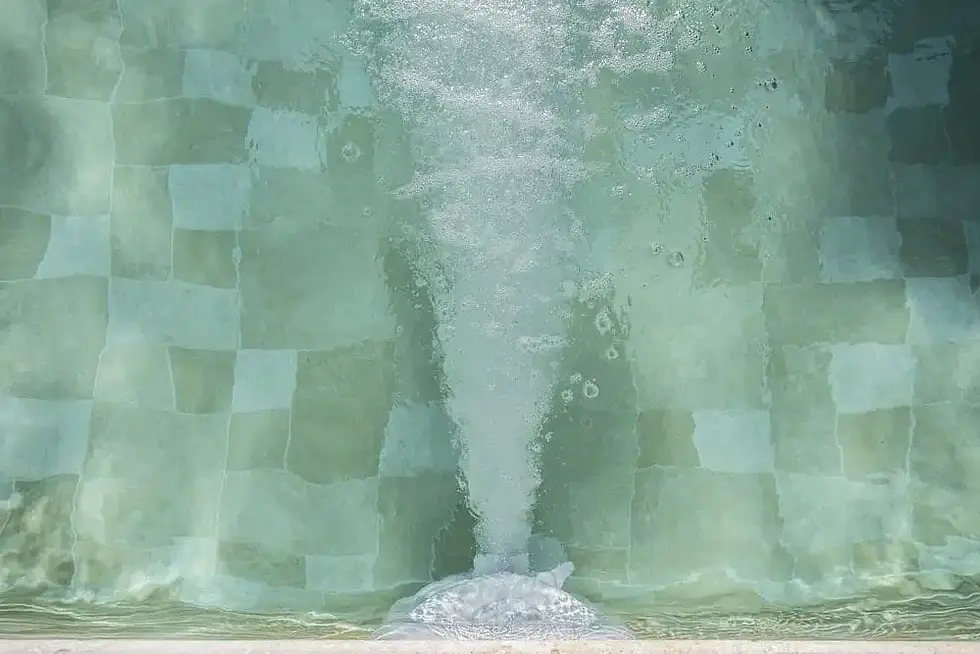 nage-contre-courant-piscine-RS_BATI.webp