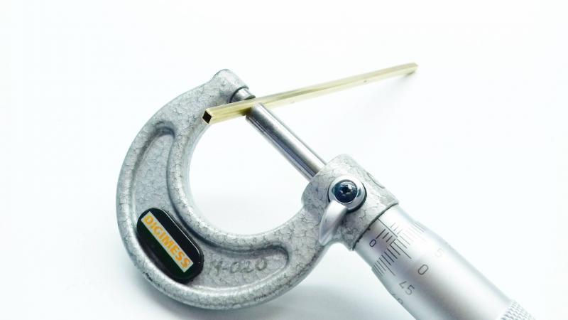 tubo-latao-quadrado-06