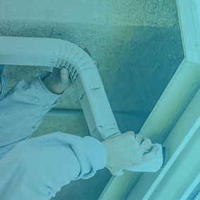picture.of.gutter.being.repaired