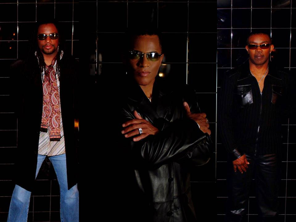 Londonbeat Press 2003 - Credit: Helge Strauss