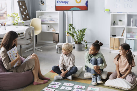 Estratégias de intervenção com pessoas com TEA