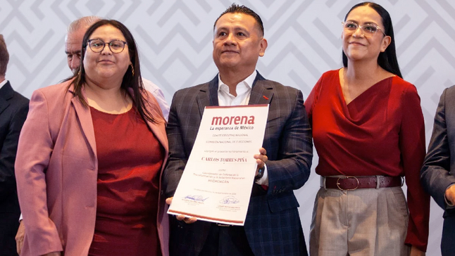 Morena elige a Carlos Torres Piña como coordinador de la Transformación en Michoacán rumbo a 2027