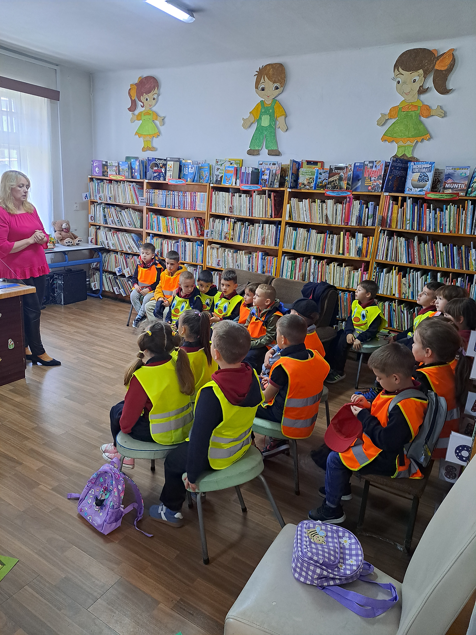 Vizită bibliotecă