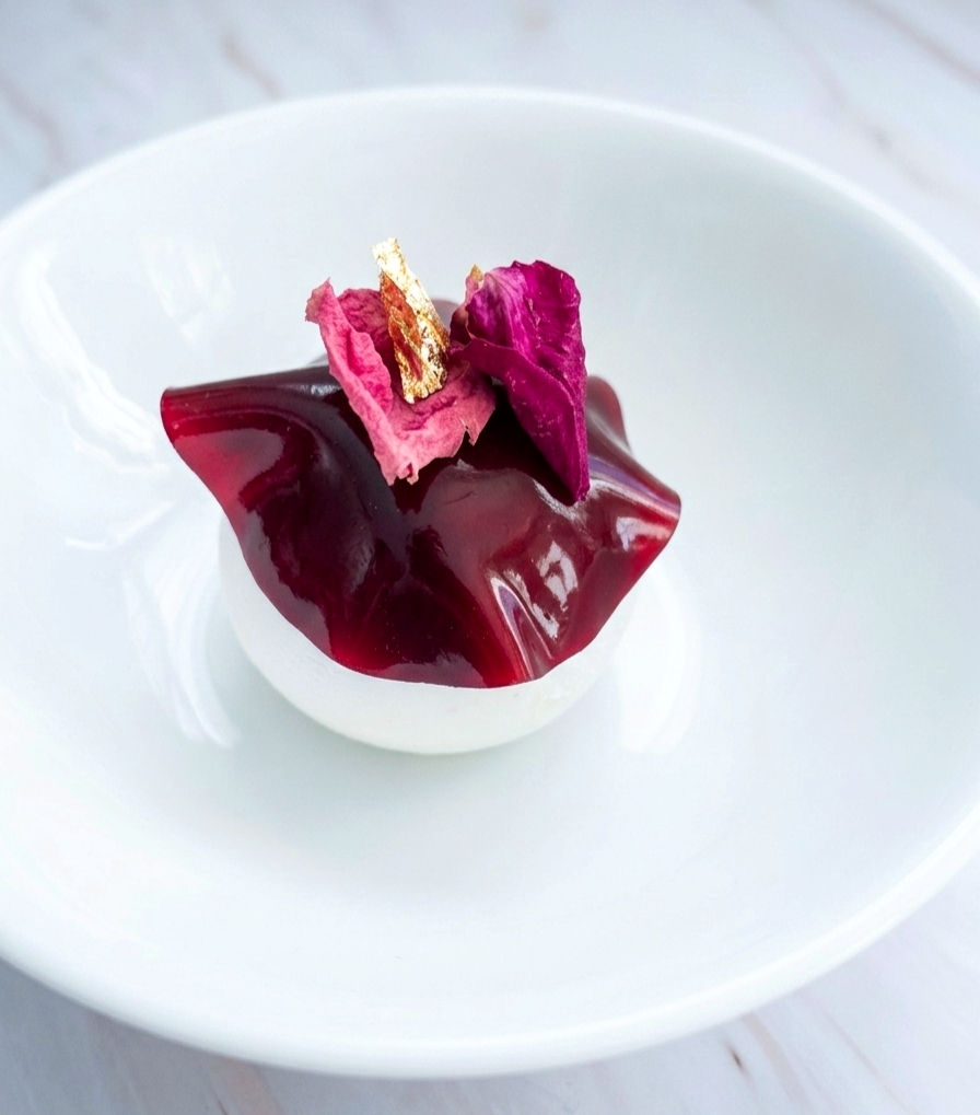 Haskap berry Entremet