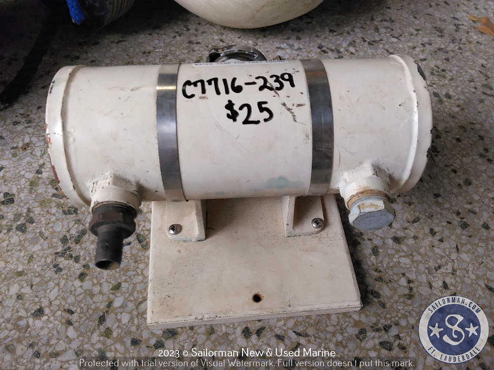 SMALL WATER TANK FOR ENGINE