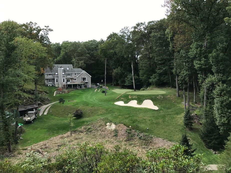 My day (and night) at the backyard golf hole of a man who builds backy
