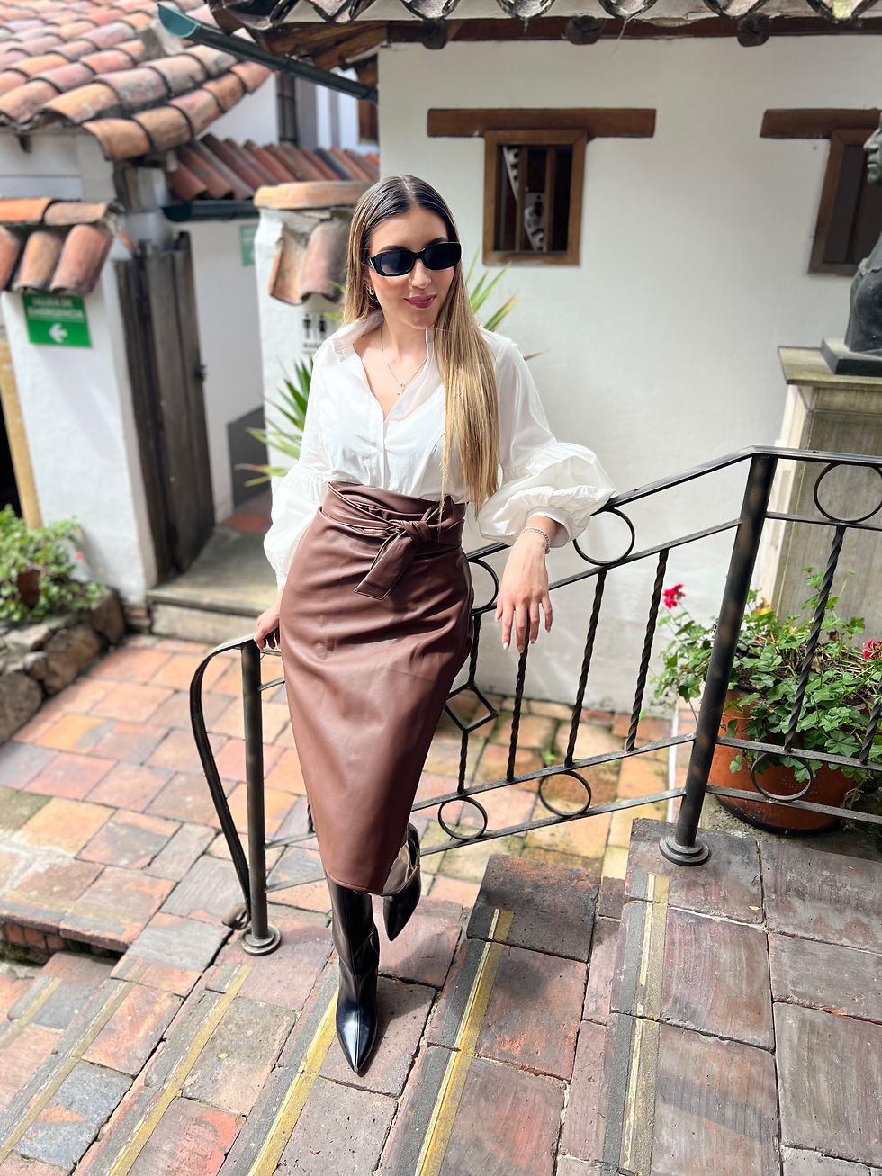 Miniatura: FALDA UALÁ