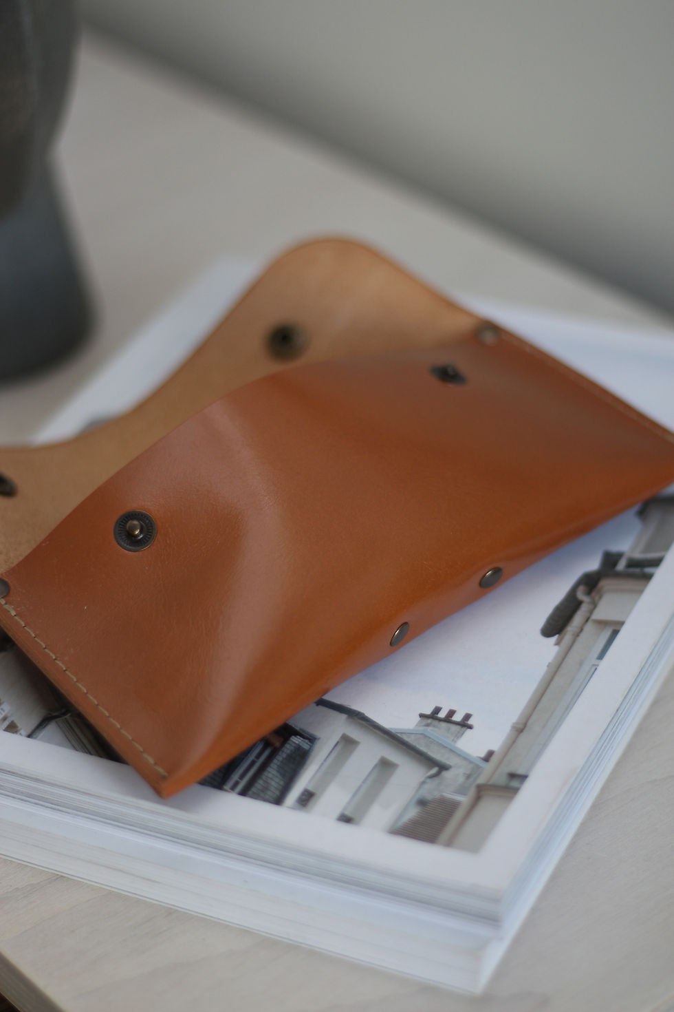 Thumbnail: CARAMEL LEATHER CASE FOR GLASSES