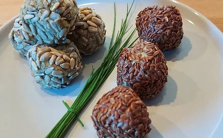 Slane krogljice iz leče in čičerike