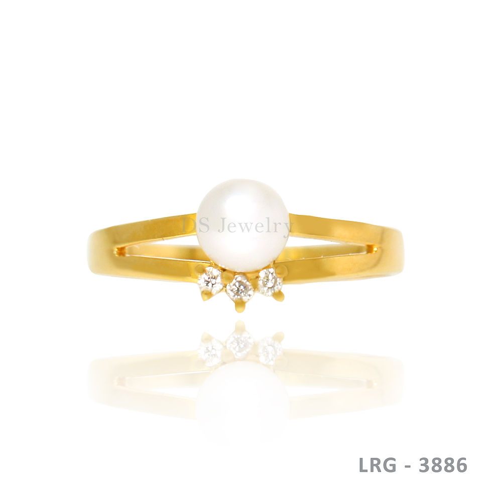 Thumbnail: 14K-YG  Pearl with Three Diamond Ring