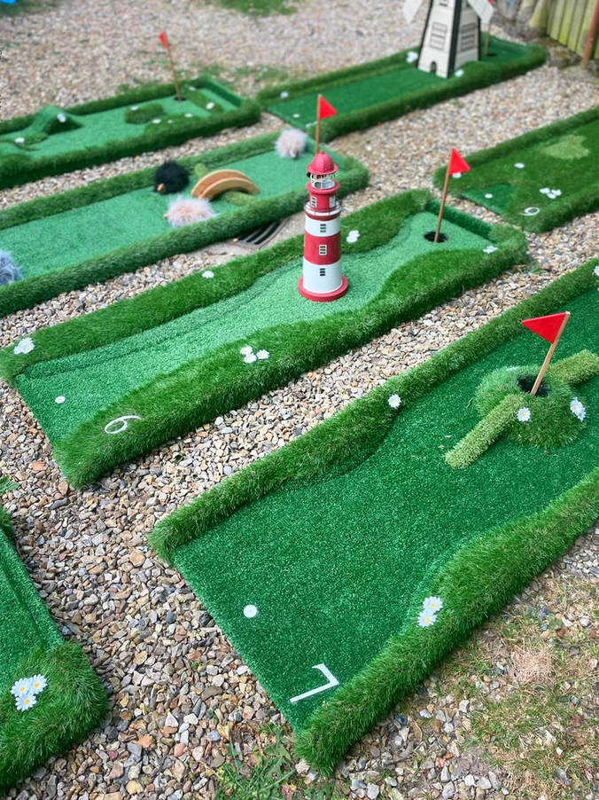 Thumbnail: [To Rent] 9-hole crazy mini golf