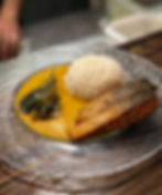 Salmon in spicy mango sauce