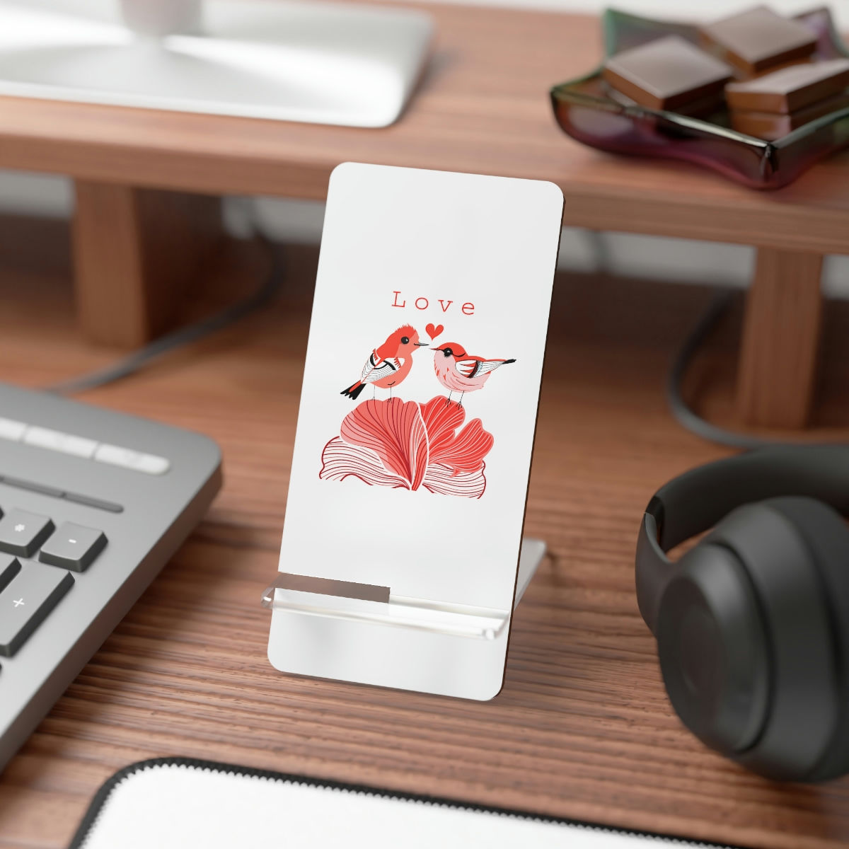 Forever Love Smartphones Display Stand