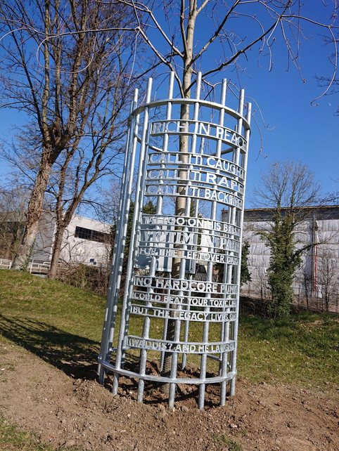 2021
Richie Backfire Monument