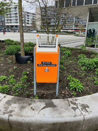 Schoongenoeg, voetbalgoal. 