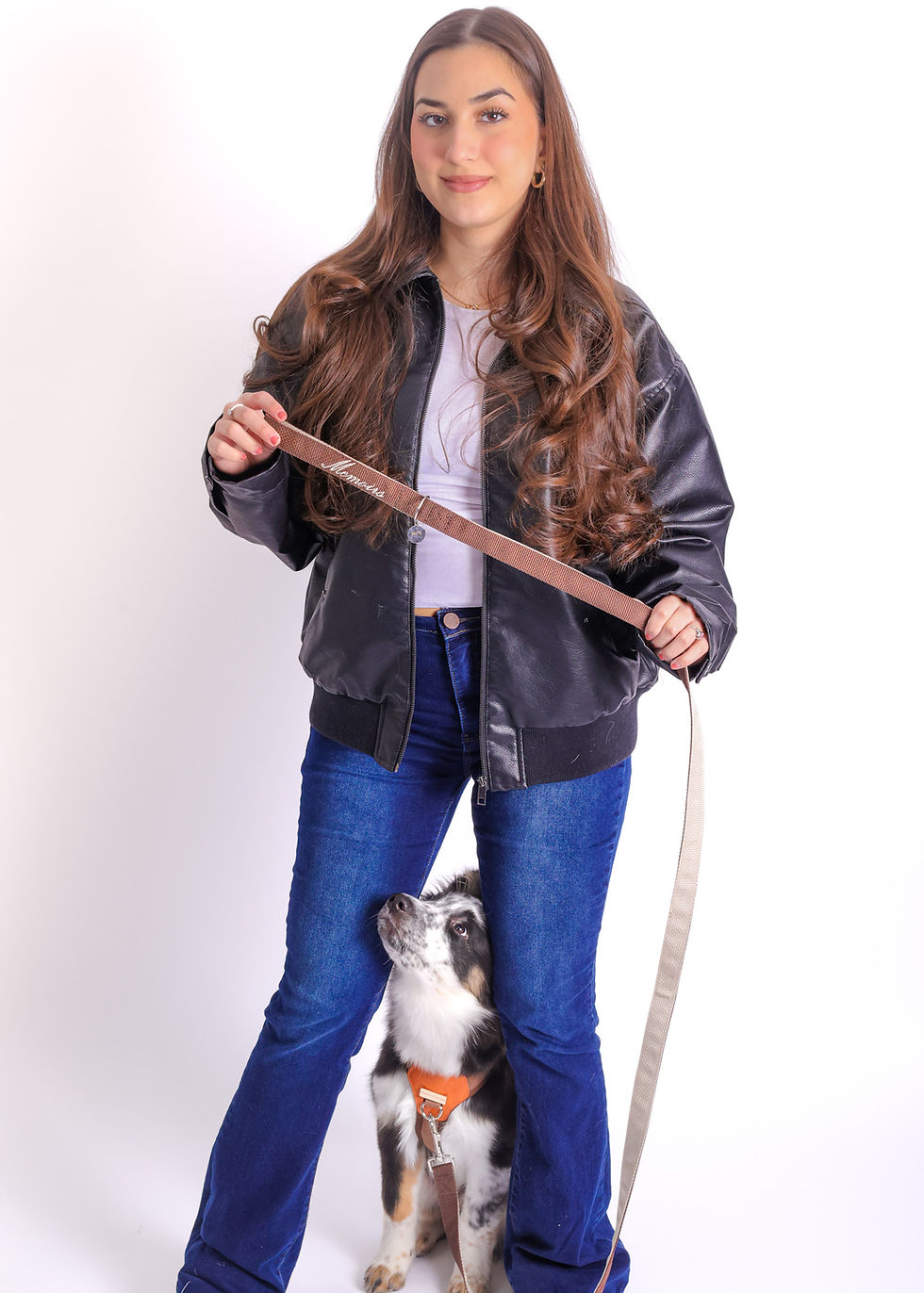 Thumbnail: Pet owner holding a dog on a Memoirs brown standard leash, showing size and grip.