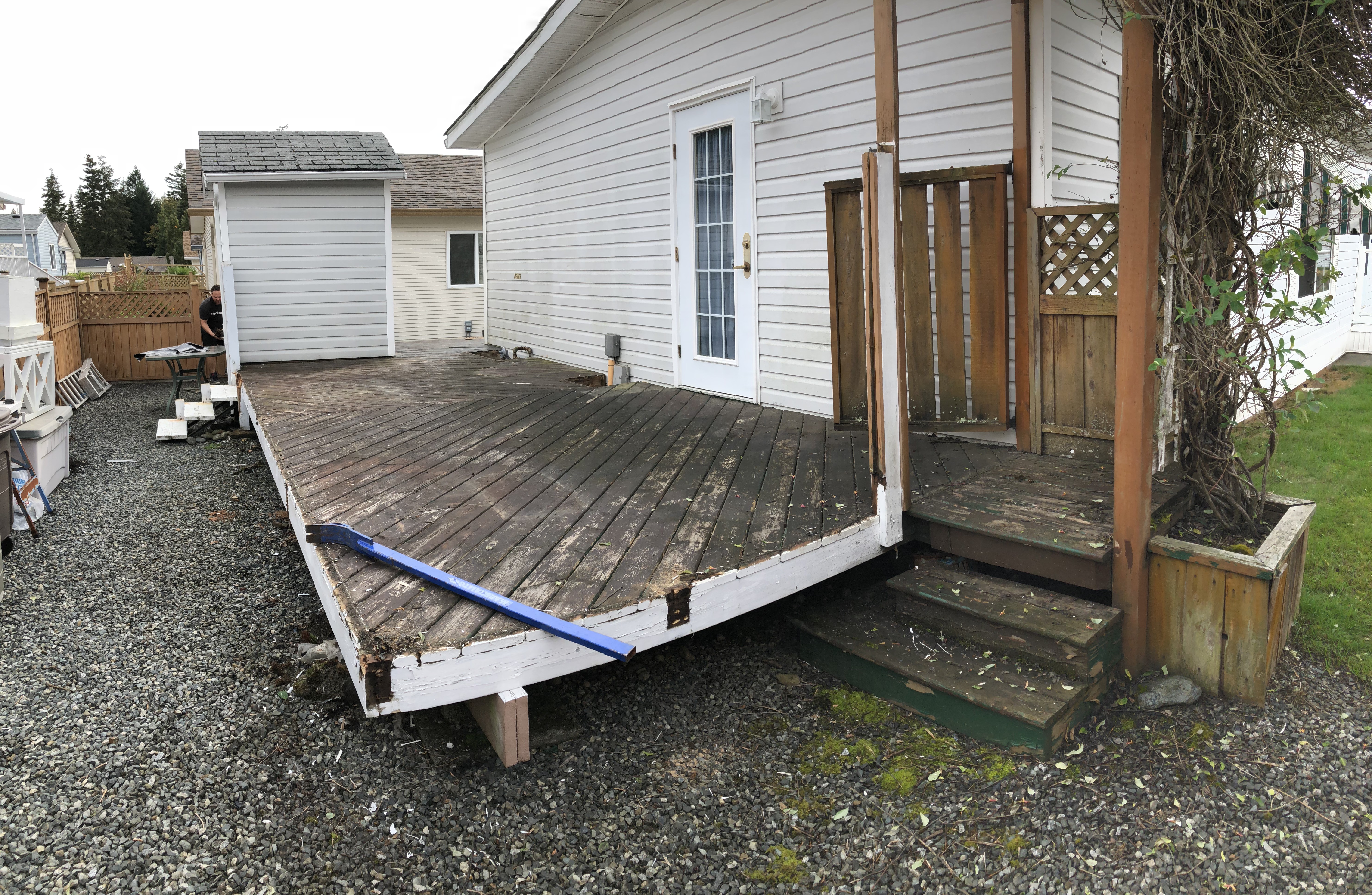 Deck Build Nanaimo - Before Photo