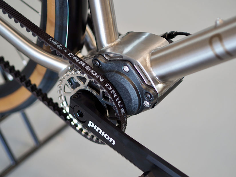 Nua Silice titanium gravel bike with Gates Carbon belt drive