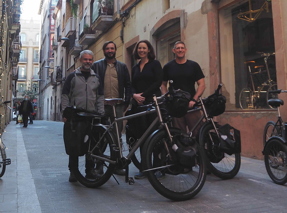 bike thourism - custom pinion bike - bike bloggers - thourism bike bloggers - Nua bikes team - bespoke bikes - bespoke titanium bikes - titanium frames - titanium custom frame - frame builders - bicycle designers - bicycle design