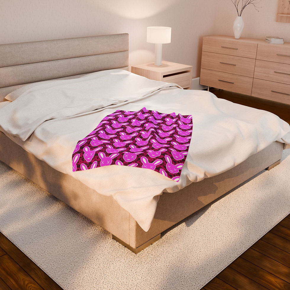 Thumbnail: Pink heart pattern blanket on bed