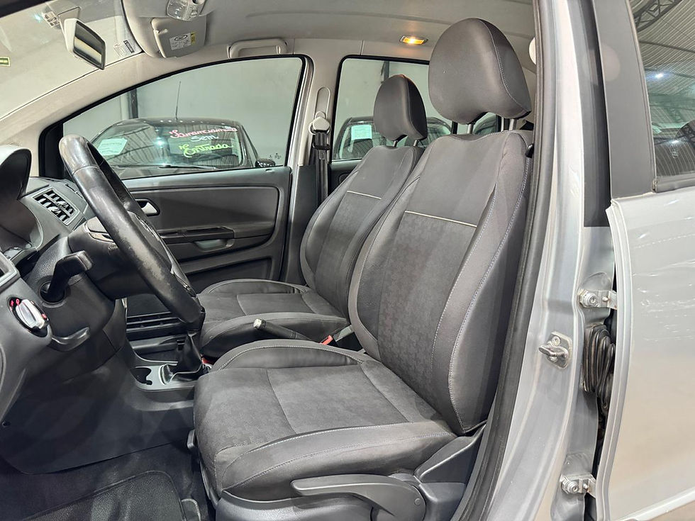 Miniatura: FOX 1.6 MSI COMFORTLINE 8V FLEX 4P MANUAL     2015 / 2016