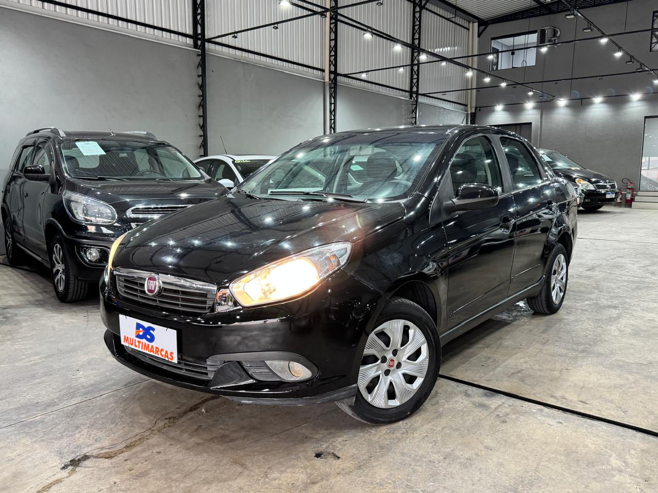 GRAND SIENA 1.4 MPI ATTRACTIVE 8V FLEX 4P MANUAL Cor Preto 2015 / 2015