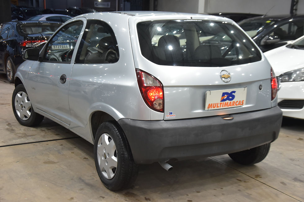 Miniatura: CHEVROLET  -  CELTA 1.0 MPFI LIFE 8V FLEX 2P MANUAL Cor Prata     2007 / 2008
