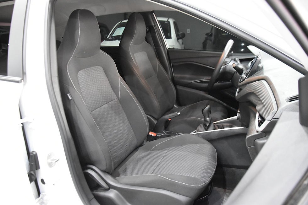 Miniatura: CHEVROLET  -  ONIX 1.0 FLEX LT MANUAL Cor Branco     2023 / 2023