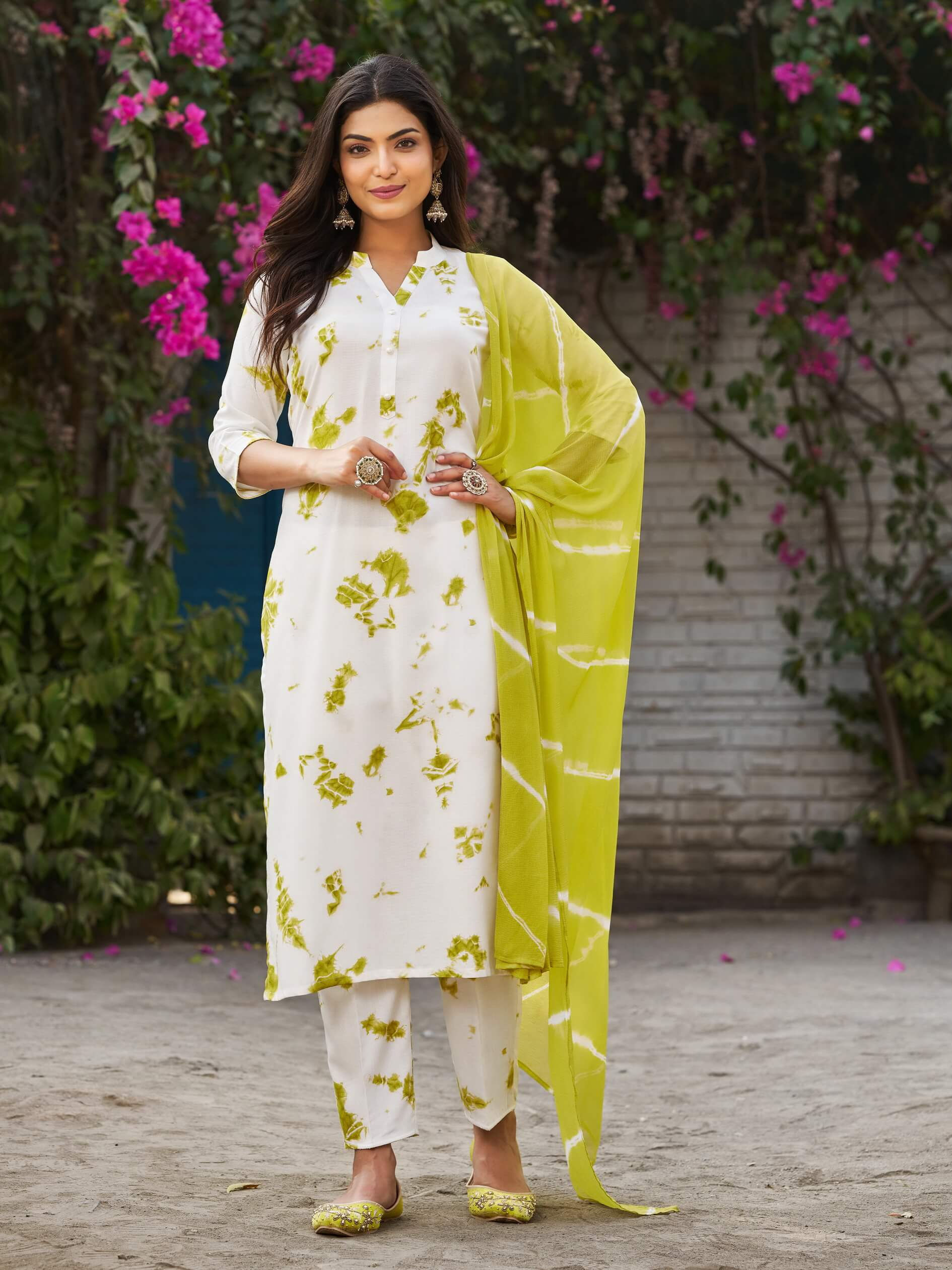 Women V-Neck Rayon White Kurta Suit Set