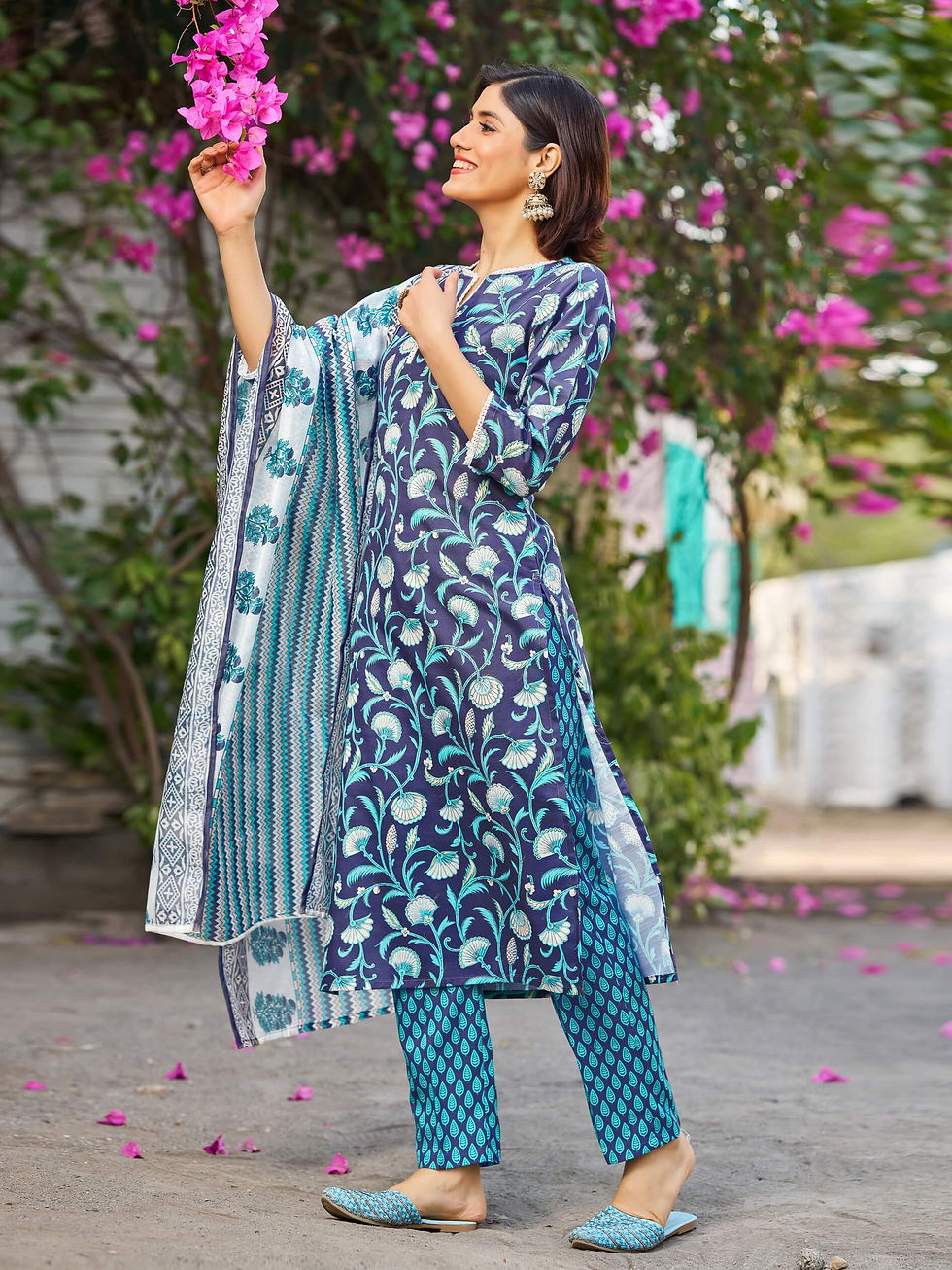 Thumbnail: Boat Neck Navy Color Rayon Kurta Set