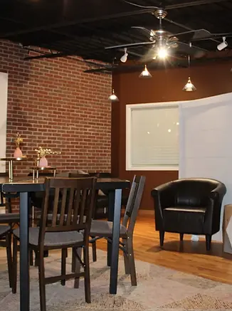 COMMONHAUS PHOTOS INSIDE 2.webp