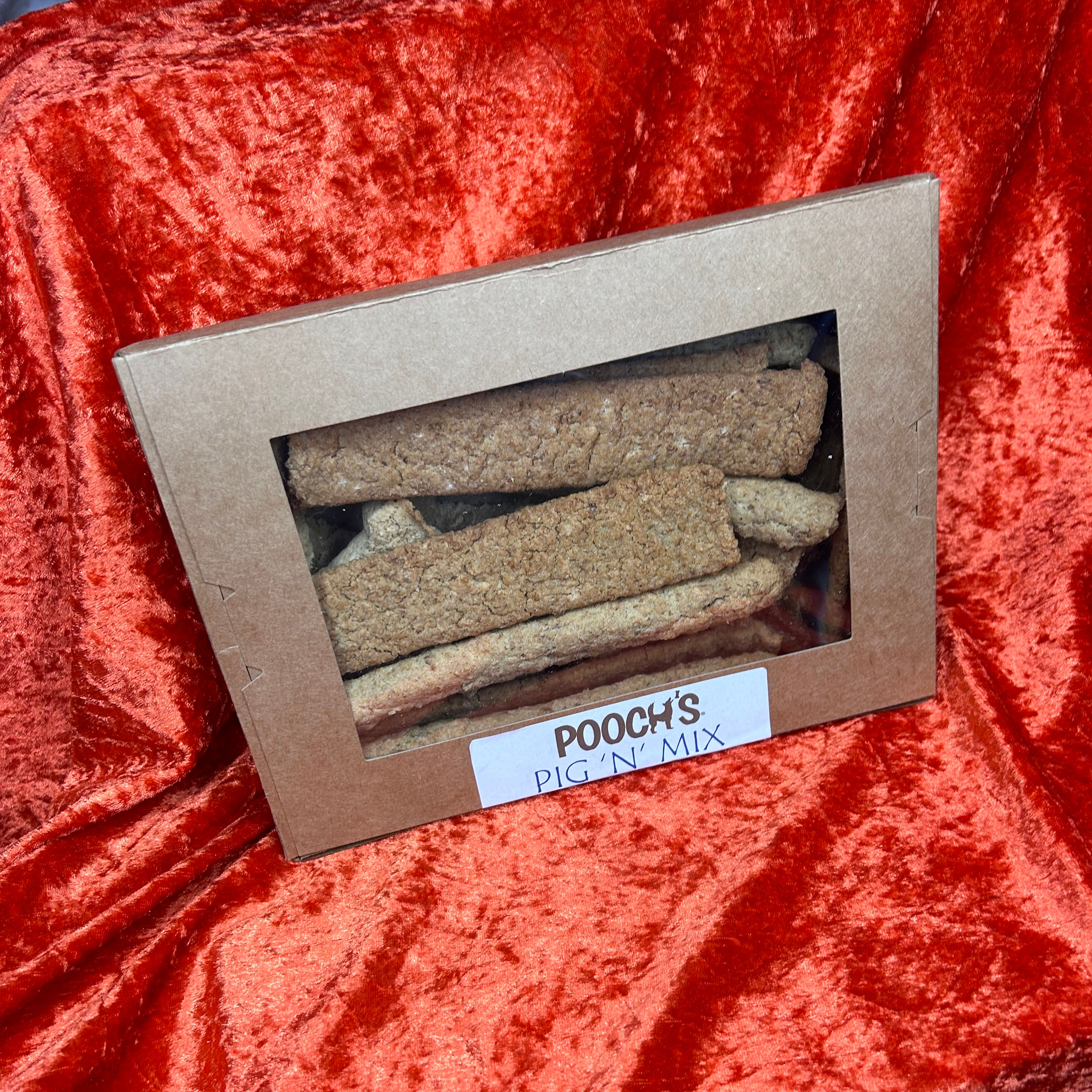 Pooch’s Pig & Mix Box