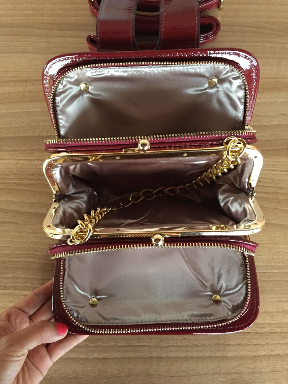 Miniatura: Bolsa