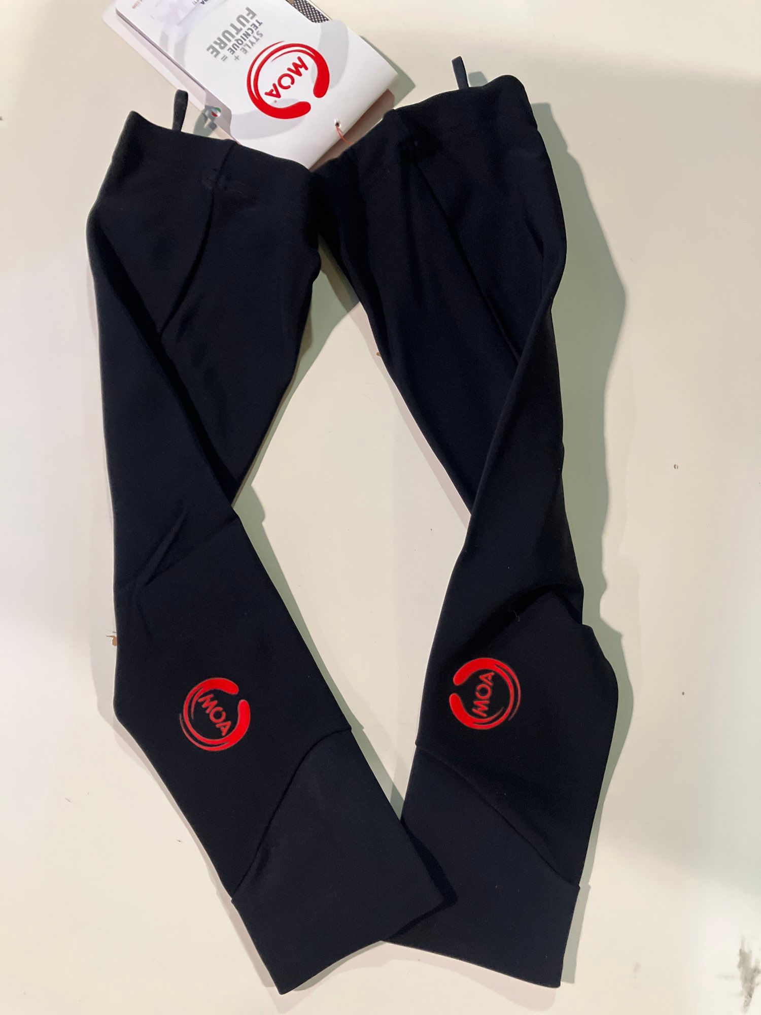 MOA アームウォーマー