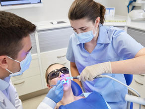 Tips to Standing Out as a Dental Assistant