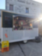 Verkaufsanhänger für gute Getränke