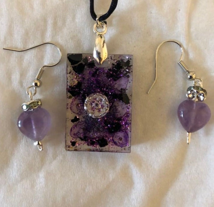 Amethyst Orgone Pendant with Earrings