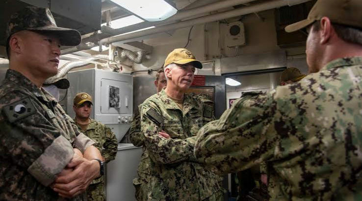 Ejercicios militares de China, merecen ser respondidos asegura vicealmirante norteamericano