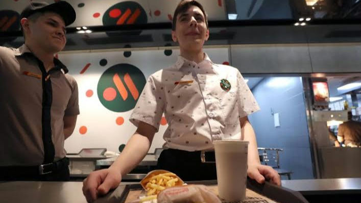 ‘Vkusno i Tochka’ abre sus puertas en Rusia