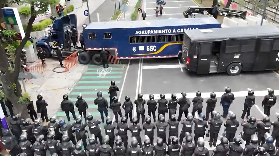 Maestros de la CNTE no llegaron al Estadio Ciudad de México