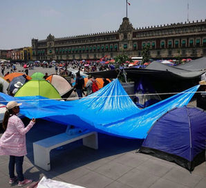 CNTE no acepta aumento de salario y seguirá con plantón en el Zócalo