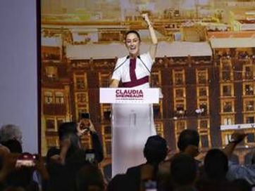 Sheinbaum se reúne con legisladores de la 4T