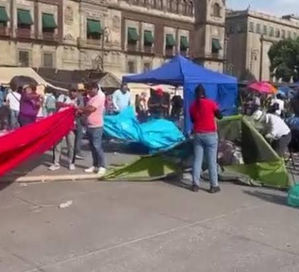 La CNTE llega a un acuerdo para levantar el plantón del Zócalo de la CDMX