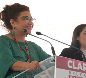 Brugada presenta plataforma “Ciudad Educadora, Escuelas de 10”