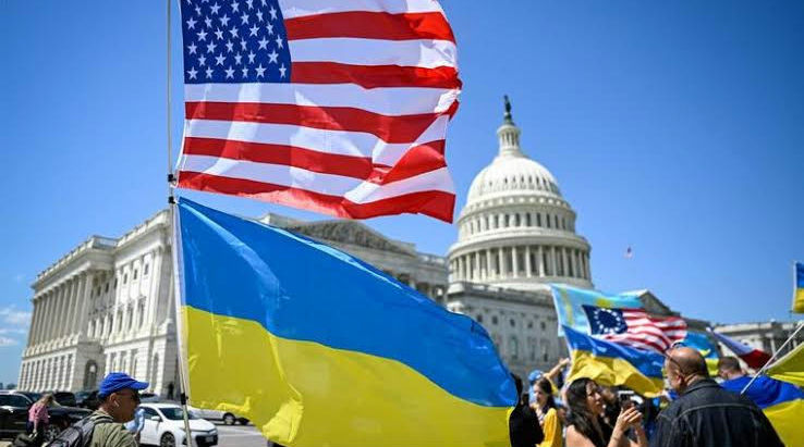 Senado de EU aprueba paquete de ayuda militar para Ucrania e Israel