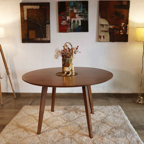 Classic Round Dining Table - 4 seater | TheStageProp