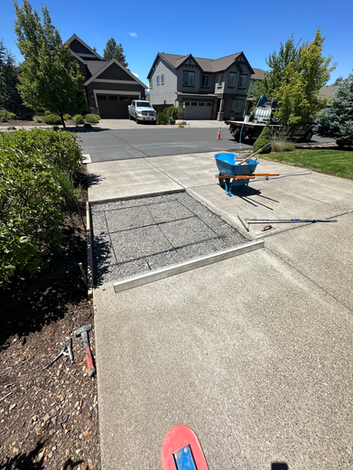 Exposed aggregate concrete driveway panel replacement 
