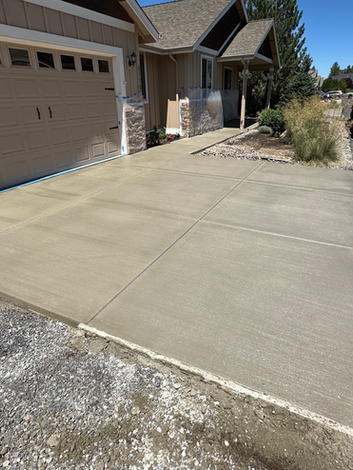 Broom finish concrete driveway